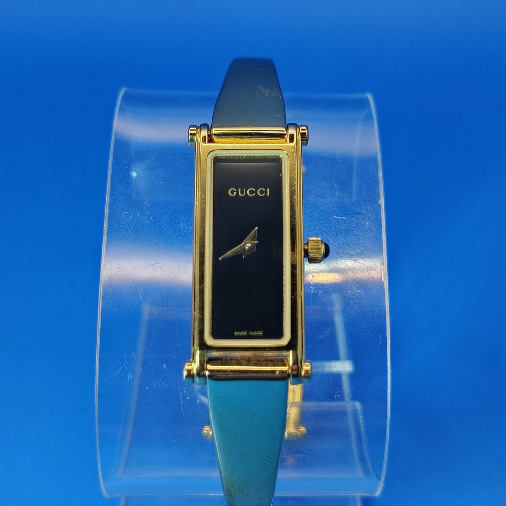 Authentic Gucci 1500L Vintage 1992 Swiss Made Tank Women's Quartz Bangle Watch
